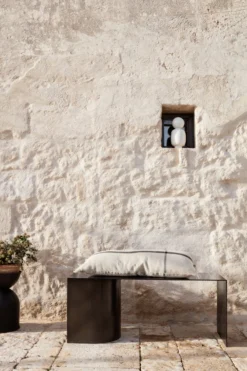 Ferm LIVING Hourglass Blumentopf Klein Ø31 Cm -Ferm Living 36694 01 44 EnvironmentImage 4db1ef6e3f scaled