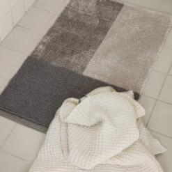 Ferm LIVING Handduk Ökologische Baumwolle Off-white 5 Ferm LIVING Handduk Ökologische Baumwolle Off-white -Ferm Living 41531 02 03 d214bf1773