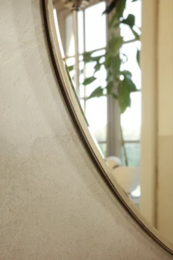 Ferm LIVING Pond Spiegel Large -Ferm Living 41563 01 8 EnvironmentImage 6d7833b3e9 scaled