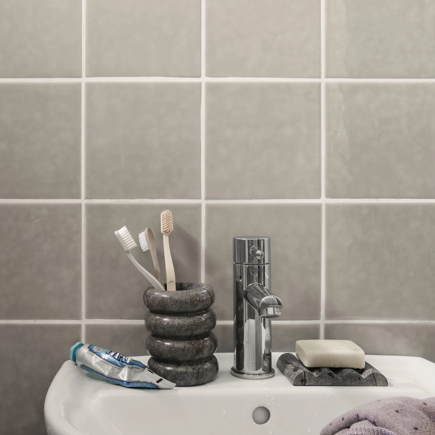 Ferm LIVING Bendum Zahnbürstenbecher 3 Ferm LIVING Bendum Zahnbürstenbecher – Bild 3