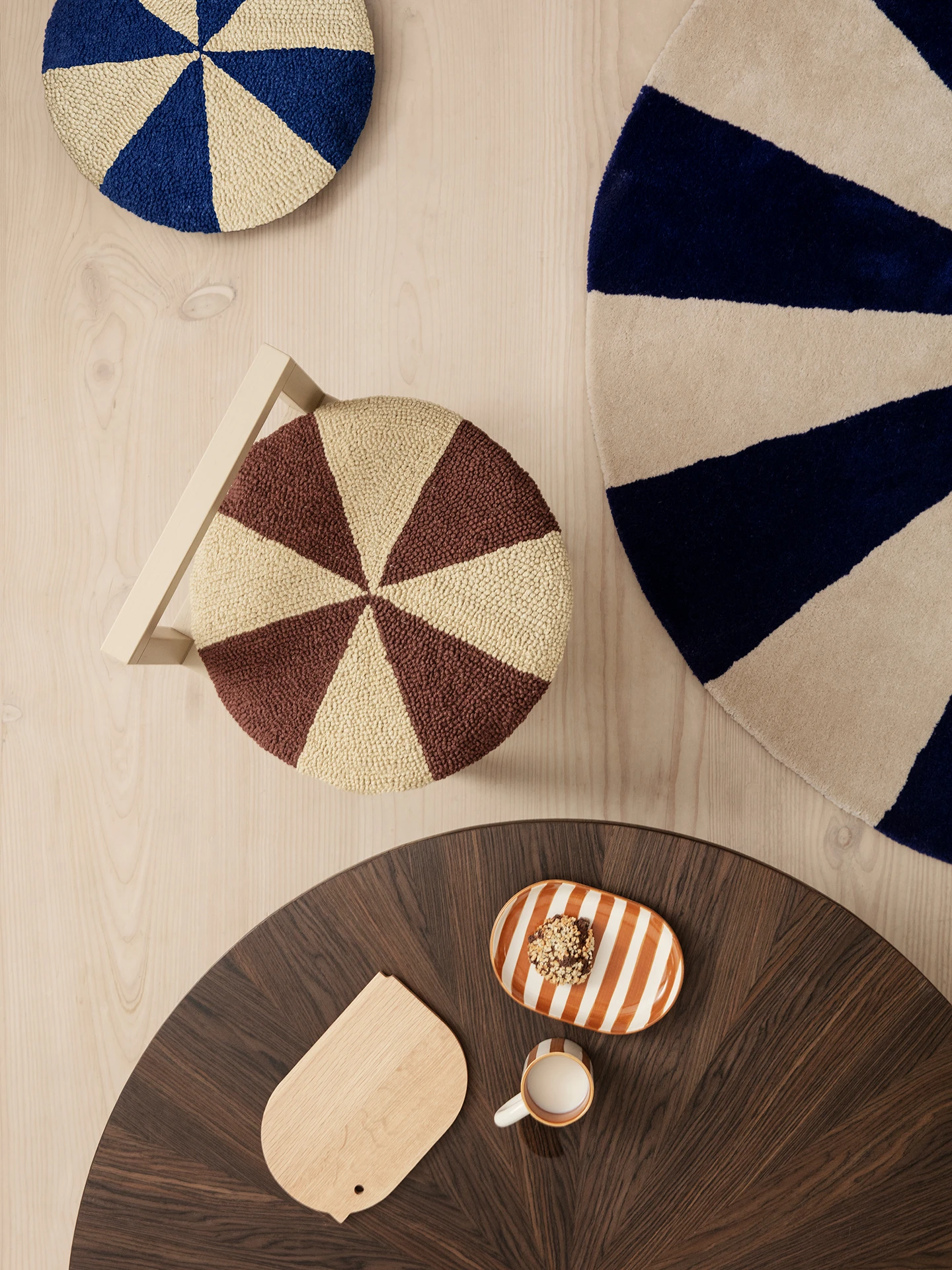 Ferm LIVING Arch Rundes Kissen Ø40cm 2 Ferm LIVING Arch Rundes Kissen Ø40cm – Bild 2