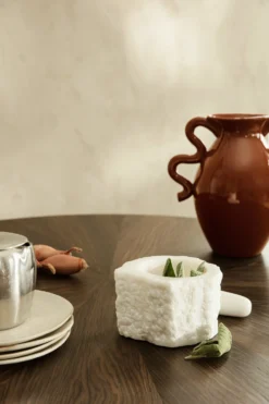 Ferm LIVING Petra Mörser 5 Ferm LIVING Petra Mörser -Ferm Living 507507 01 3 EnvironmentImage 2b2c3da1cc scaled