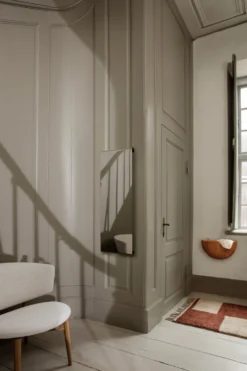 Ferm LIVING Braided Wandkörbe 2er Pack -Ferm Living 514446 01 4 EnvironmentImage b6645a1d73 scaled