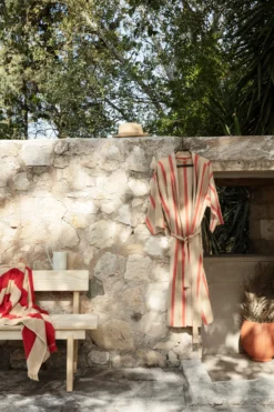 Ferm LIVING Alee Handtuch 70 X 140cm 8 Ferm LIVING Alee Handtuch 70 X 140cm -Ferm Living 514456 01 5 EnvironmentImage 98bcb971f1 scaled