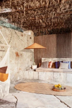 Ferm LIVING Blue Handle Tablett Ø30cm 7 Ferm LIVING Blue Handle Tablett Ø30cm -Ferm Living 514467 01 6 EnvironmentImage fb949e0c1d scaled