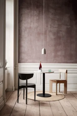 Ferm LIVING Ark Stuhl -Ferm Living 514545 01 5 EnvironmentImage 230848bd54 scaled