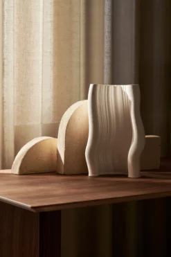 Ferm LIVING Moire Vase 19 X 30cm -Ferm Living 570394 01 40 EnvironmentImage 2e29aaf71d scaled