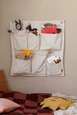 Ferm LIVING Canvas Wall Pockets Wandaufbewahrung -Ferm Living 574305 01 40 EnvironmentImage ebb90aa0cc scaled