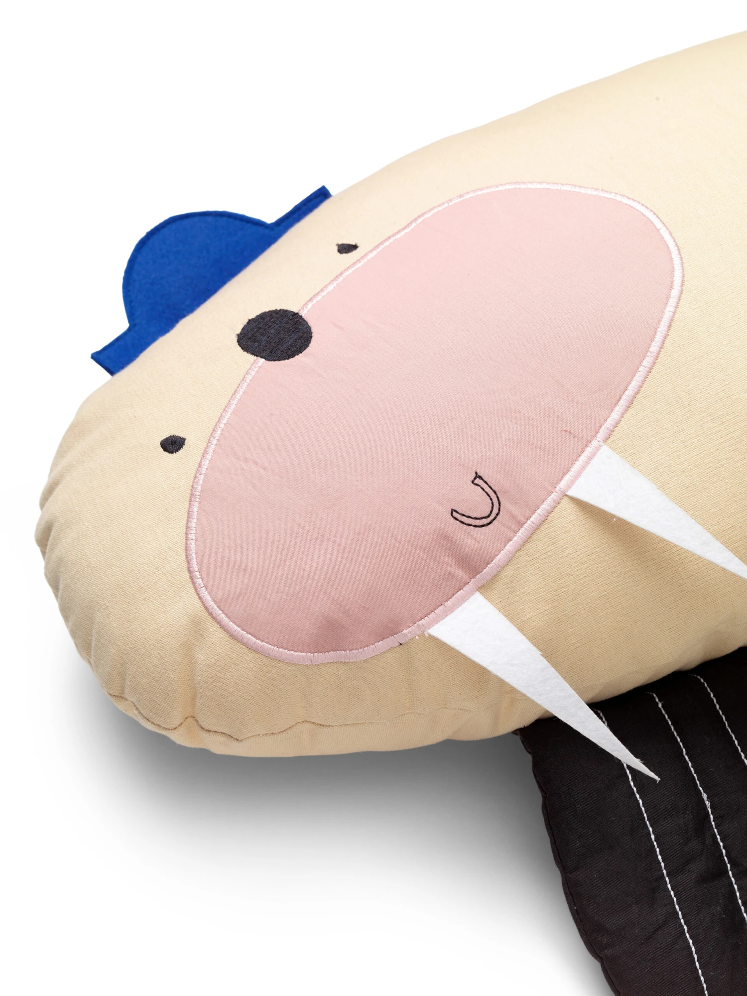 Ferm LIVING Kissen Walross 2 Ferm LIVING Kissen Walross – Bild 2