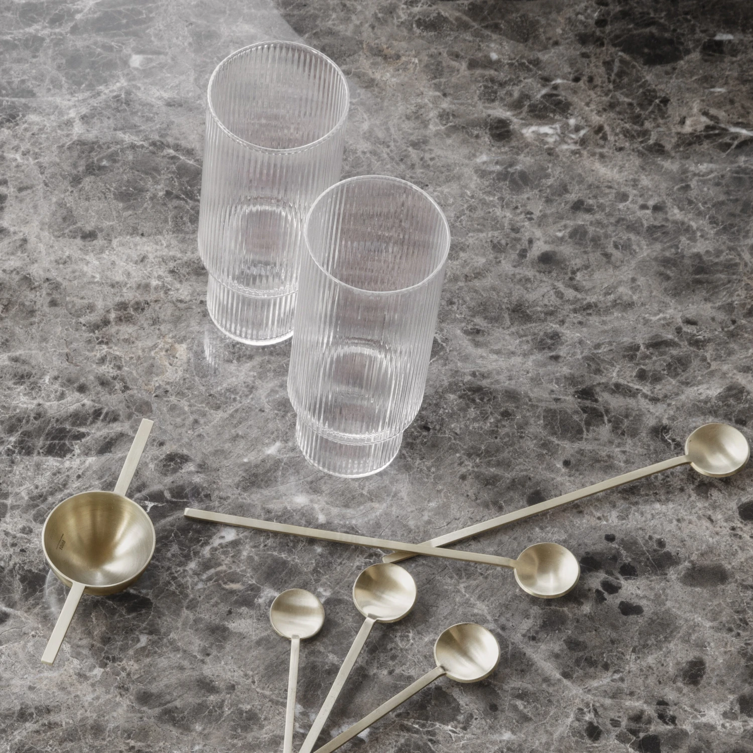 Ferm LIVING Ripple Longdrink-Glas 4er Pack 5 Ferm LIVING Ripple Longdrink-Glas 4er Pack – Bild 5